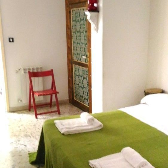 مبيت وإفطار Antico Teatro