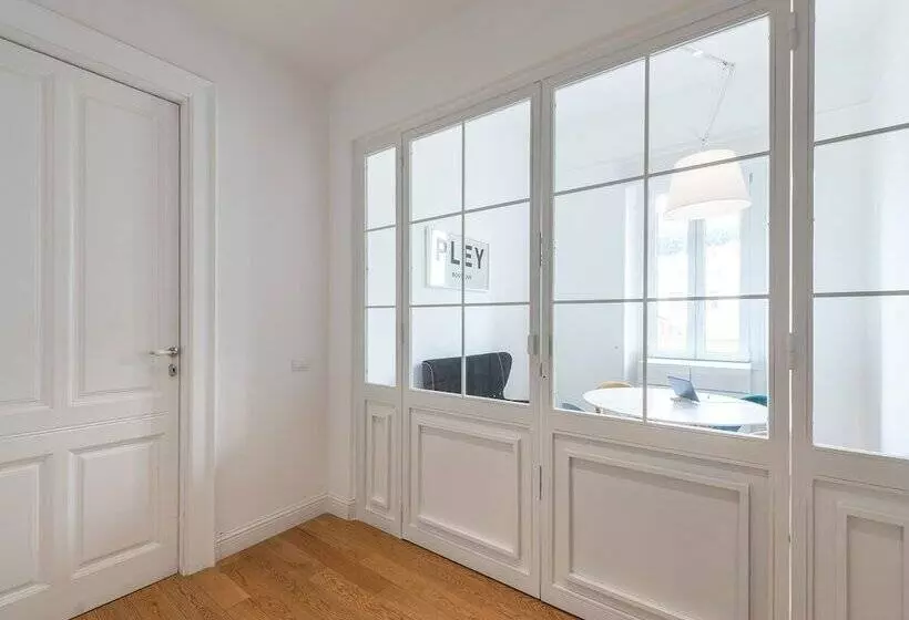 تختخواب و صبحانه Pley Cagliari Boutique Suites