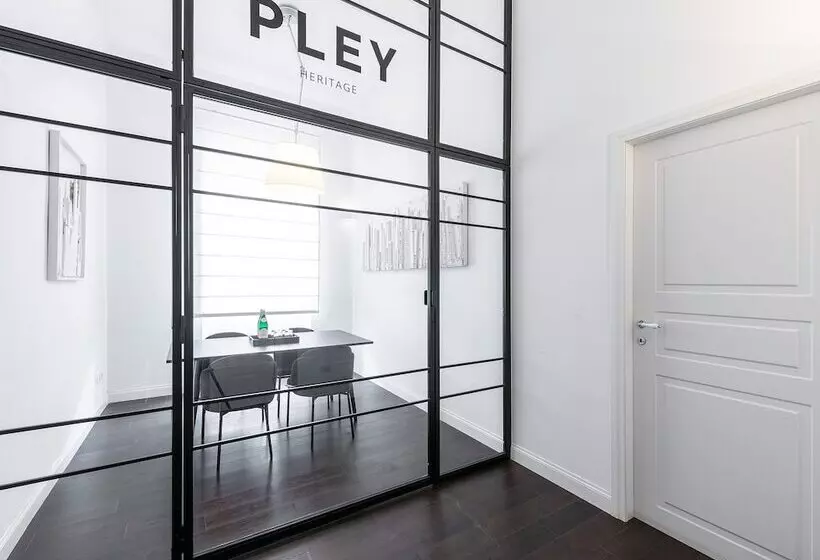 تختخواب و صبحانه Pley Cagliari Boutique Suites