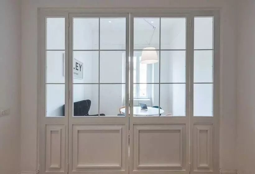 تختخواب و صبحانه Pley Cagliari Boutique Suites