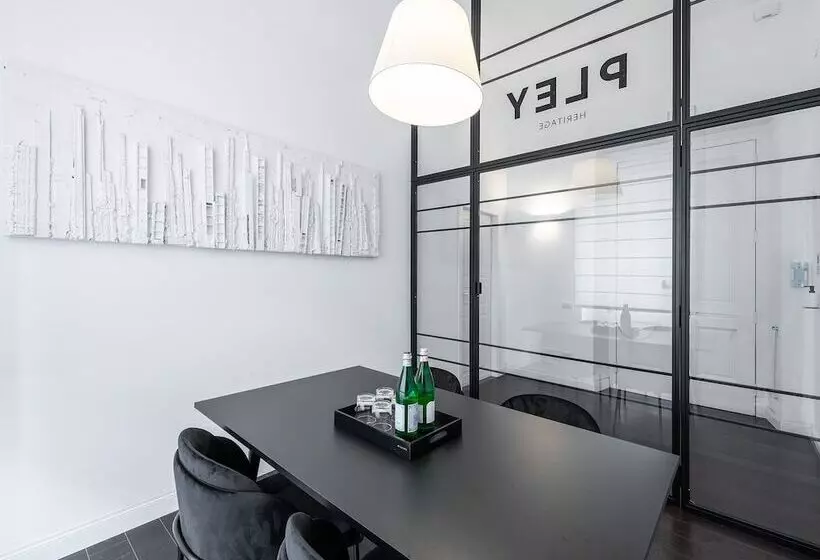 تختخواب و صبحانه Pley Cagliari Boutique Suites