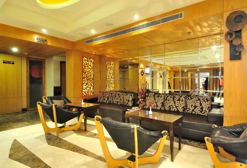 Fabhotel Rajouri Garden Main Market