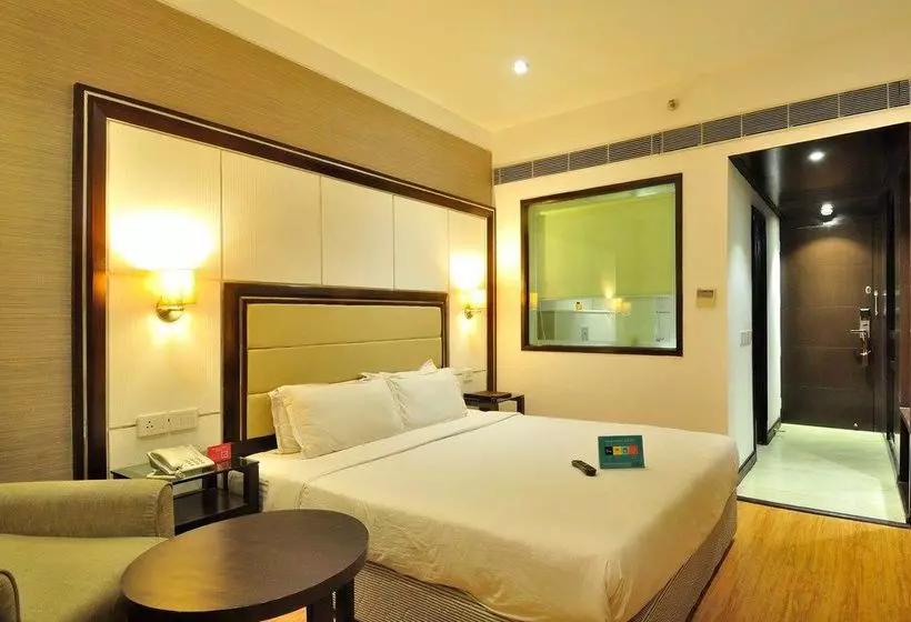 Fabhotel Rajouri Garden Main Market