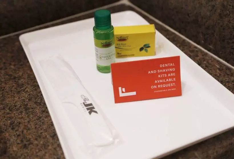 Fabhotel Rajouri Garden Main Market