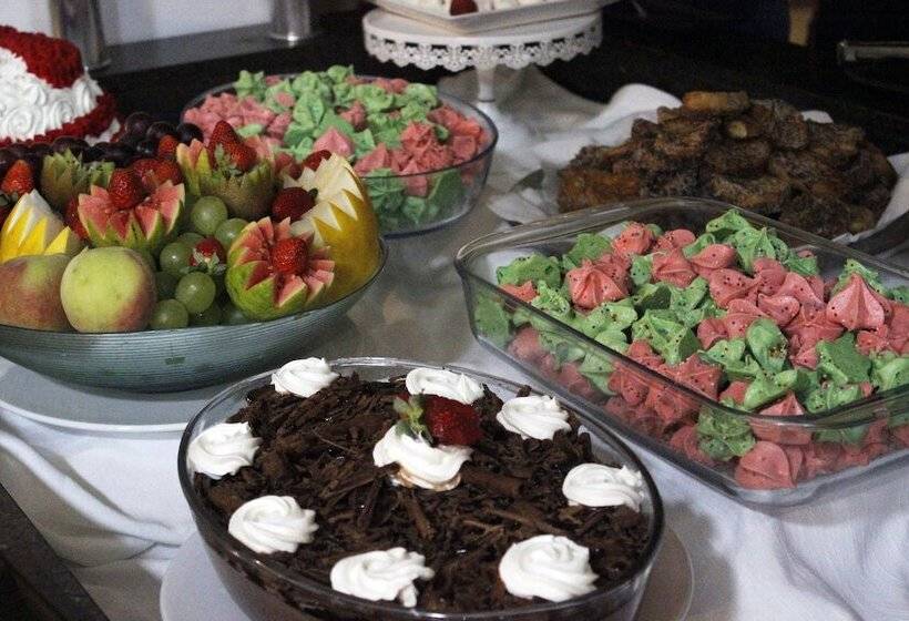 Отель Francisco Beltrão Palace