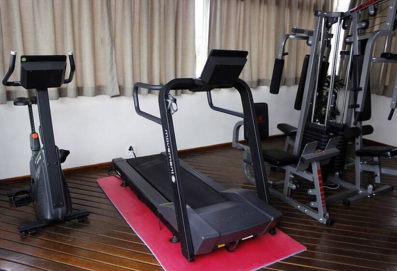 Отель Francisco Beltrão Palace