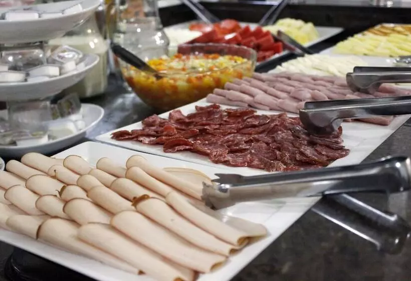 Hotel Francisco Beltrão Palace