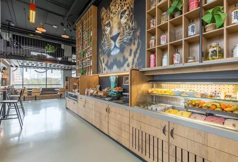 Leonardo Hotel Groningen