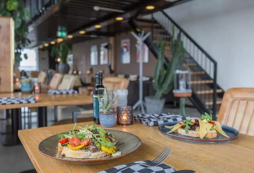 Leonardo Hotel Groningen