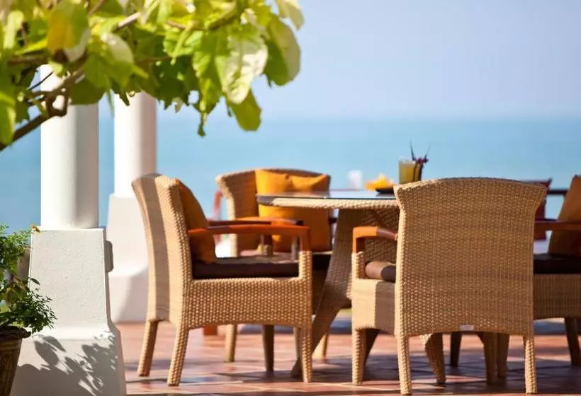 酒店 Miskawaan Luxury Beachfront Villas