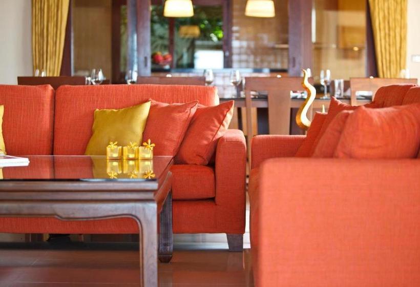 酒店 Miskawaan Luxury Beachfront Villas