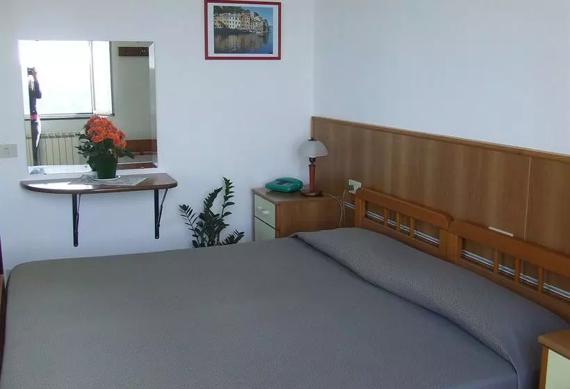 酒店 Ristorante Montallegro