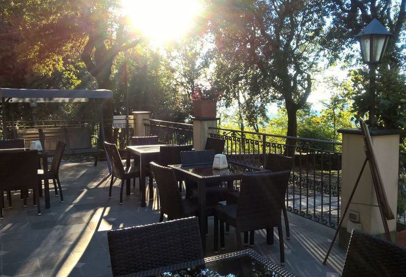 فندق Ristorante Montallegro