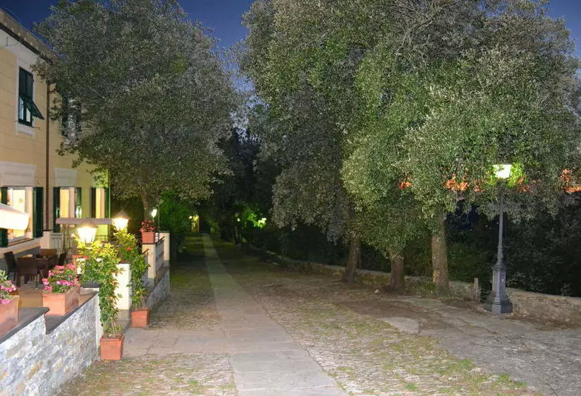 酒店 Ristorante Montallegro