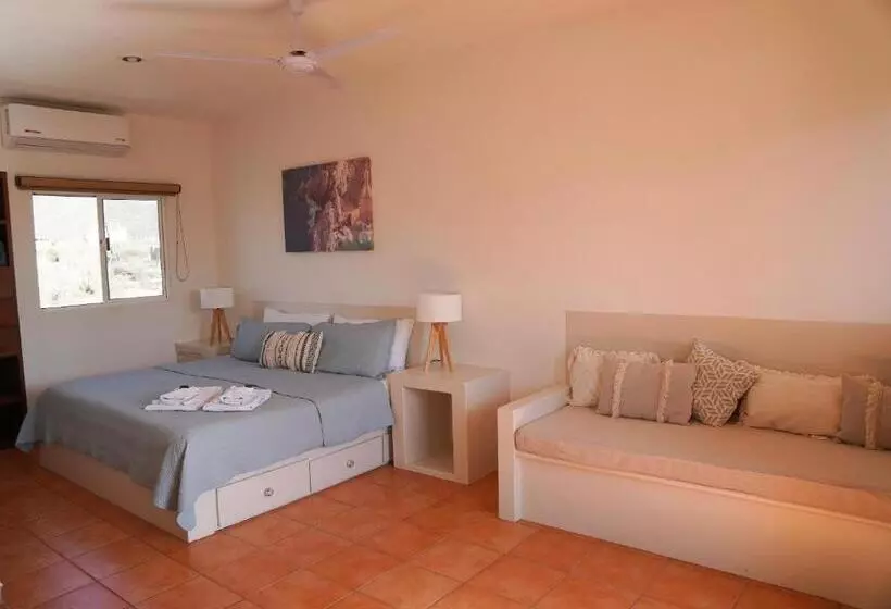 Hotel Olas De Cerritos