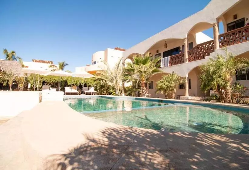 Hotel Olas De Cerritos