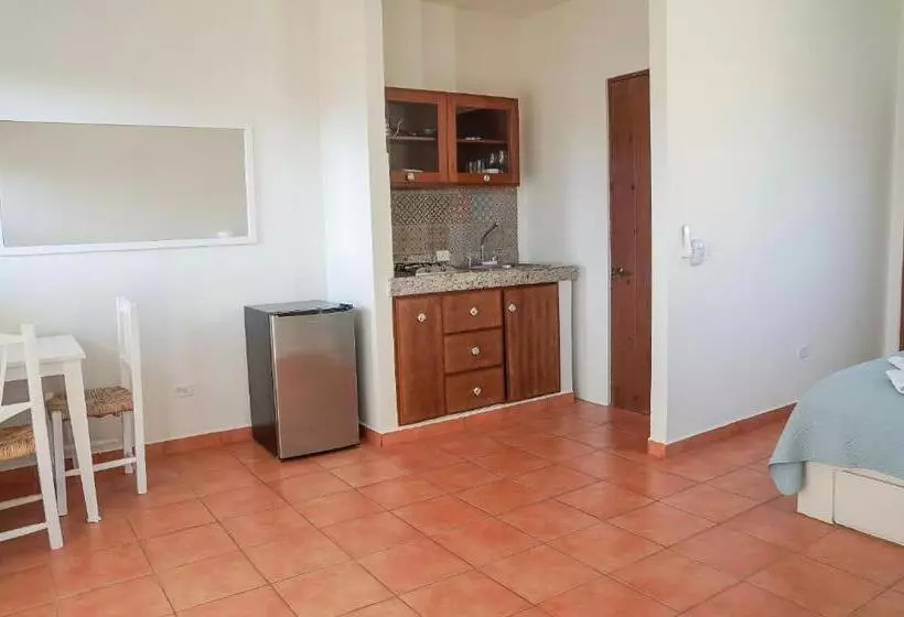 Hotel Olas De Cerritos