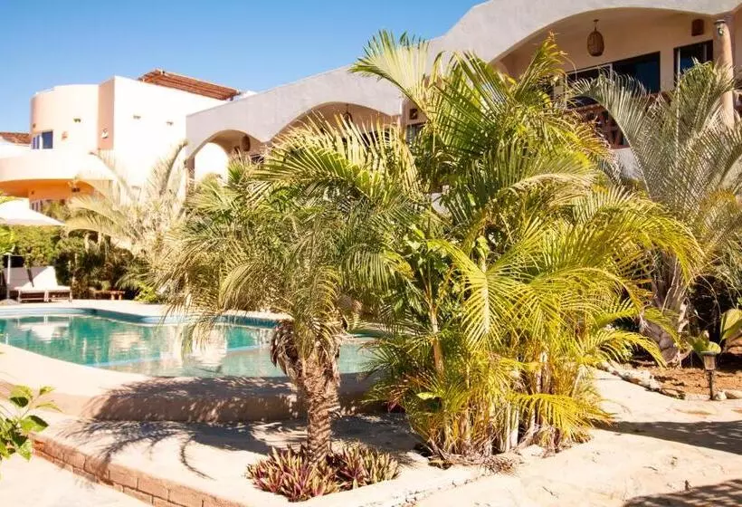 Hotel Olas De Cerritos