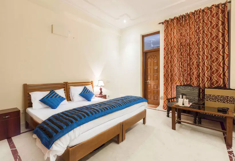 ホテル Oyo Rooms Nsez Noida Phase Ii