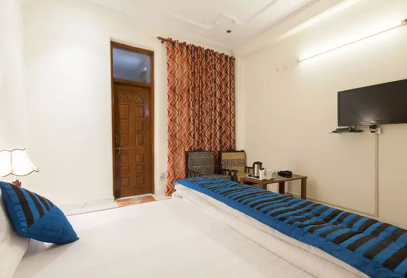 ホテル Oyo Rooms Nsez Noida Phase Ii