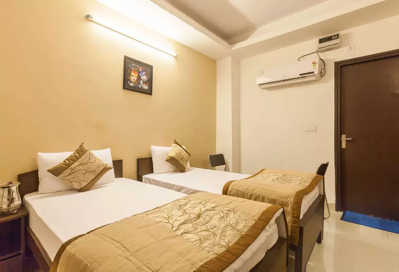 ホテル Oyo Rooms Nsez Noida Phase Ii