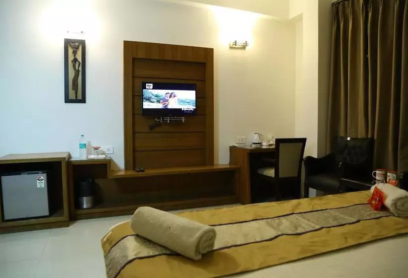 Hotelli Oyo Rooms Shimla Highway Zirakpur