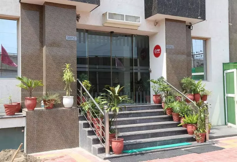 Hotelli Oyo Rooms Shimla Highway Zirakpur