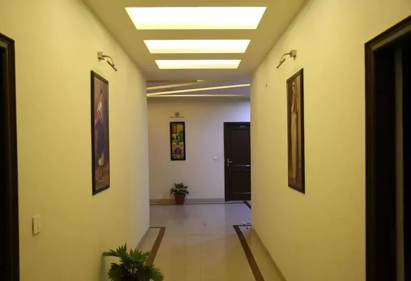 Hotelli Oyo Rooms Shimla Highway Zirakpur