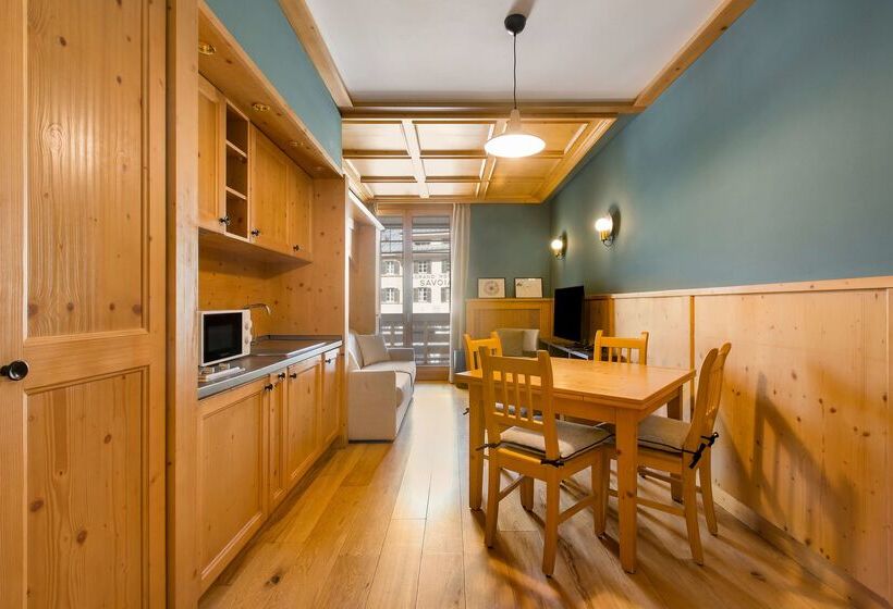 בית מלון כפרי Radisson Residences Savoia Palace Cortina D’ampezzo