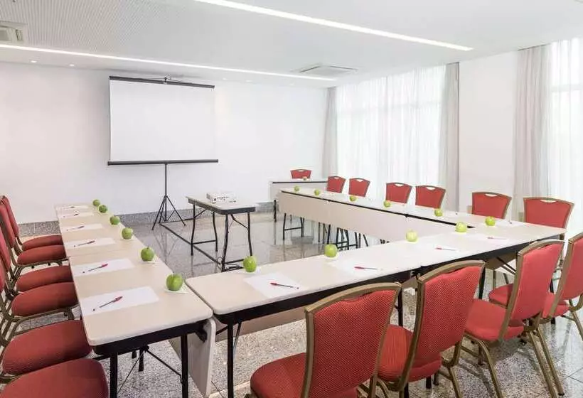 酒店 Esuites Virgínia Luxemburgo