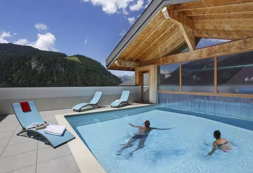 هتل Residence Nemea Le Grand Lodge