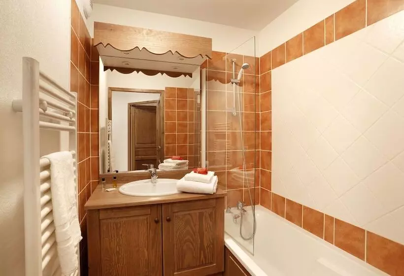 هتل Residence Nemea Le Grand Lodge