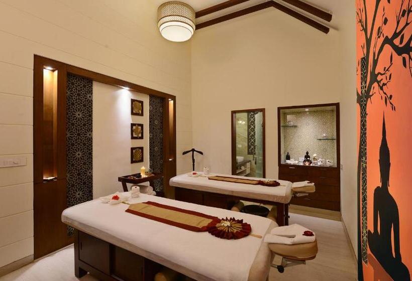 Отель Shri Radha Brij Vasundhara Resort & Spa