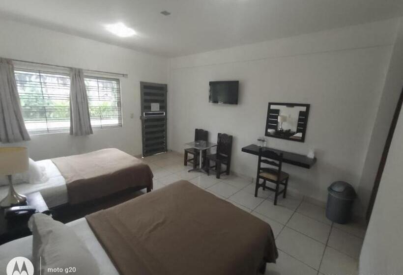 فندق & Suites Mo Sak