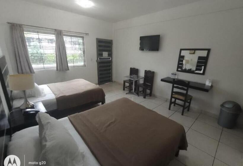 فندق & Suites Mo Sak