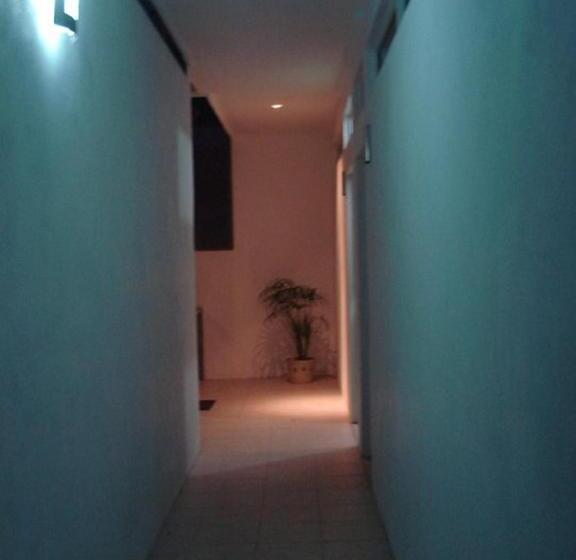 فندق & Suites Mo Sak