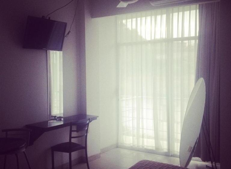 فندق & Suites Mo Sak