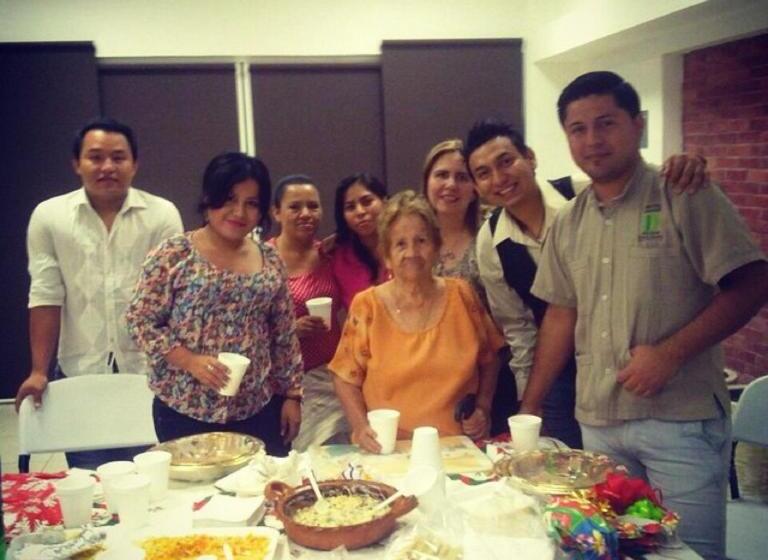 فندق & Suites Mo Sak