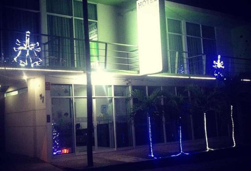 فندق & Suites Mo Sak