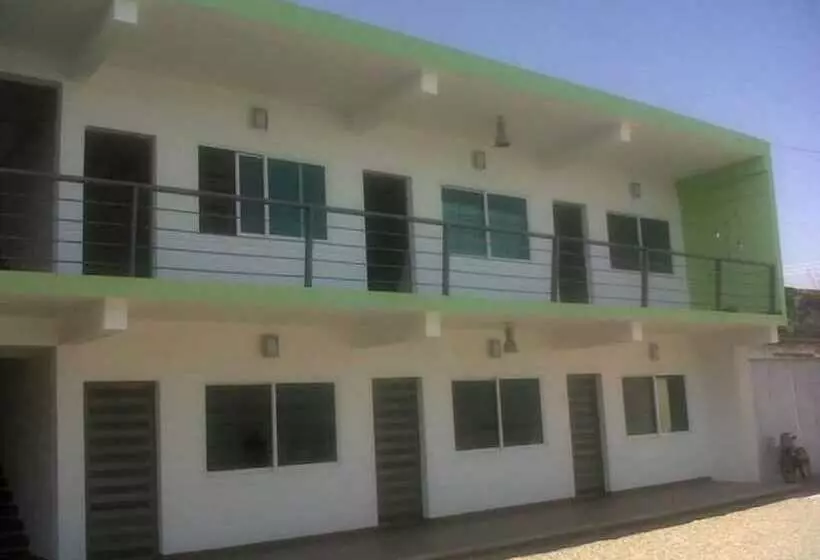 فندق & Suites Mo Sak