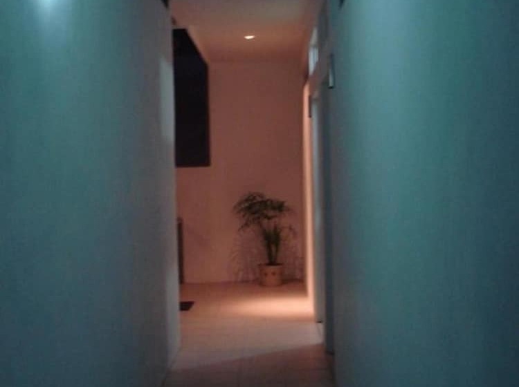 فندق & Suites Mo Sak