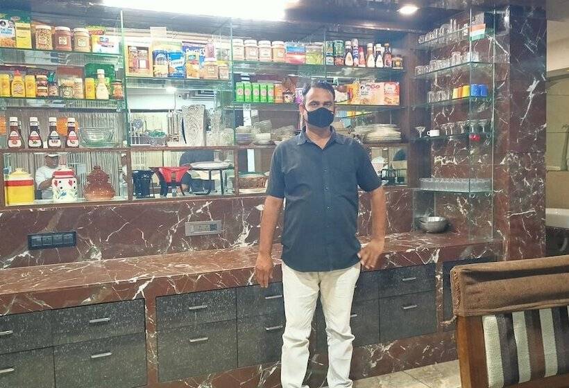 בית מלון כפרי Super Inn Armoise