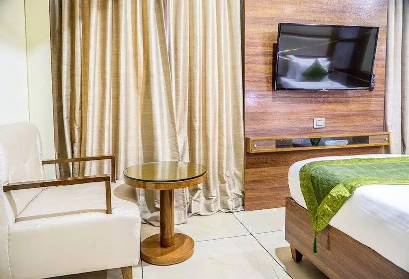 Szálloda Super Inn Armoise