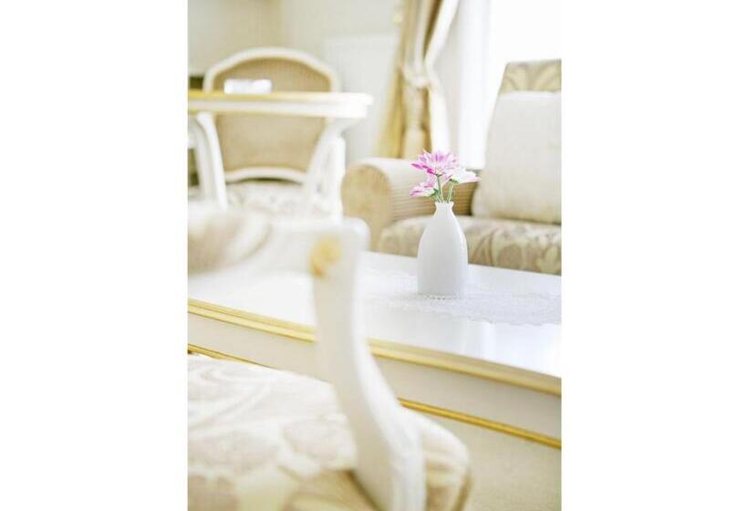 هتل Villa Viktorija