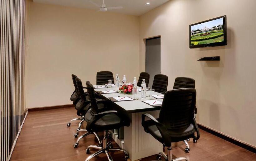 Namah Resort Jim Corbett, A Member Of Radisson Individuals