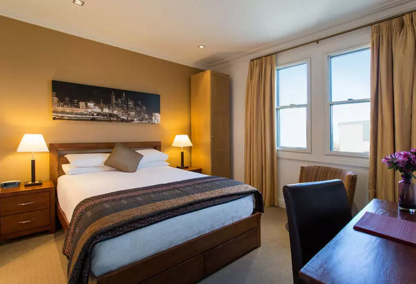 Majatalo Prahran Village Guest House