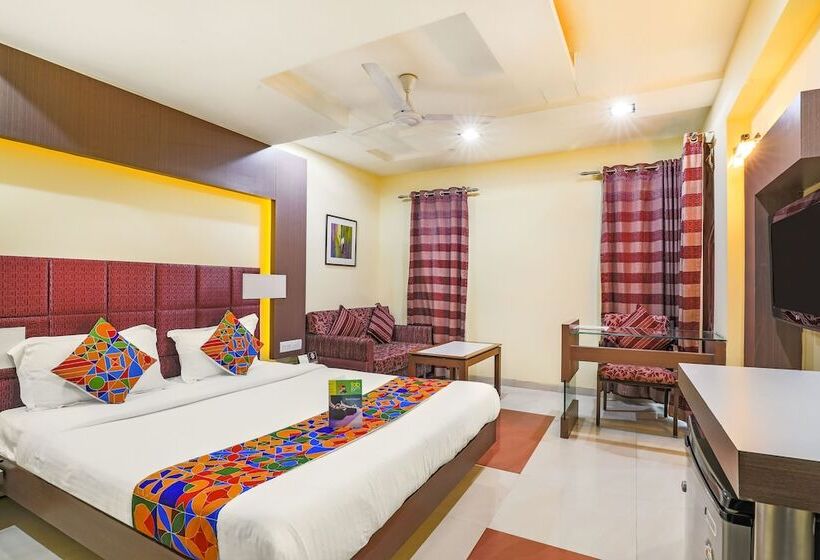 منتجع Fabhotel Amrit Residency