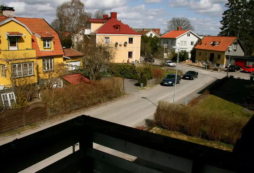 Villa E Bed & Breakfast