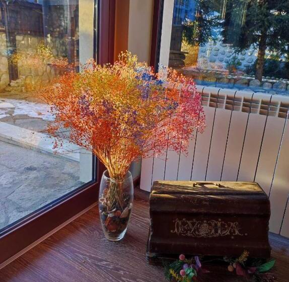 酒店 Famil Adults Only