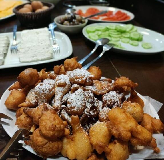 酒店 Famil Adults Only